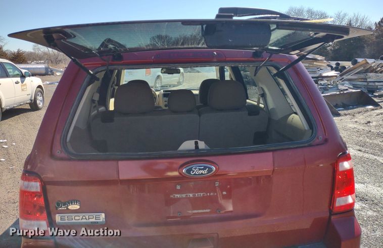 image for item MD9317 2010 Ford Escape XLT  SUV