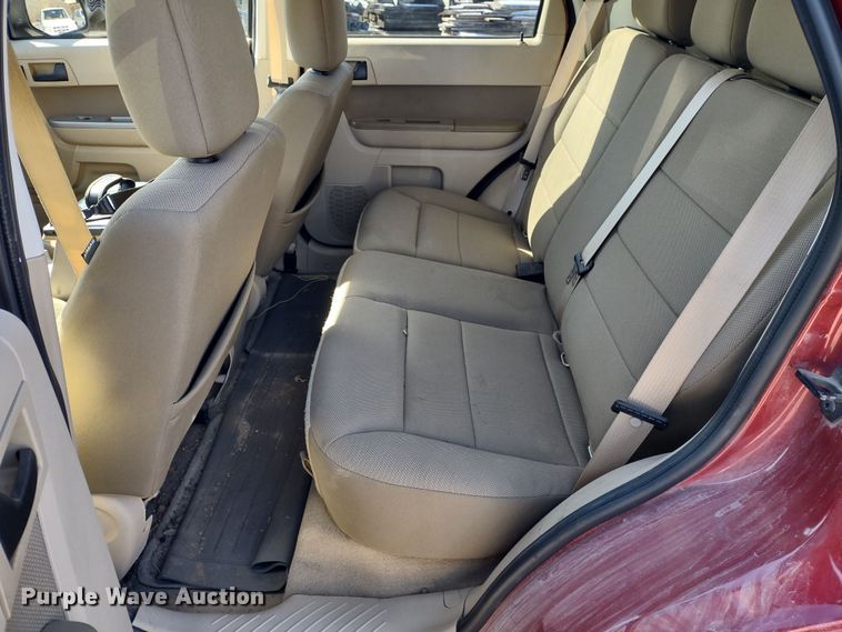 image for item MD9317 2010 Ford Escape XLT  SUV