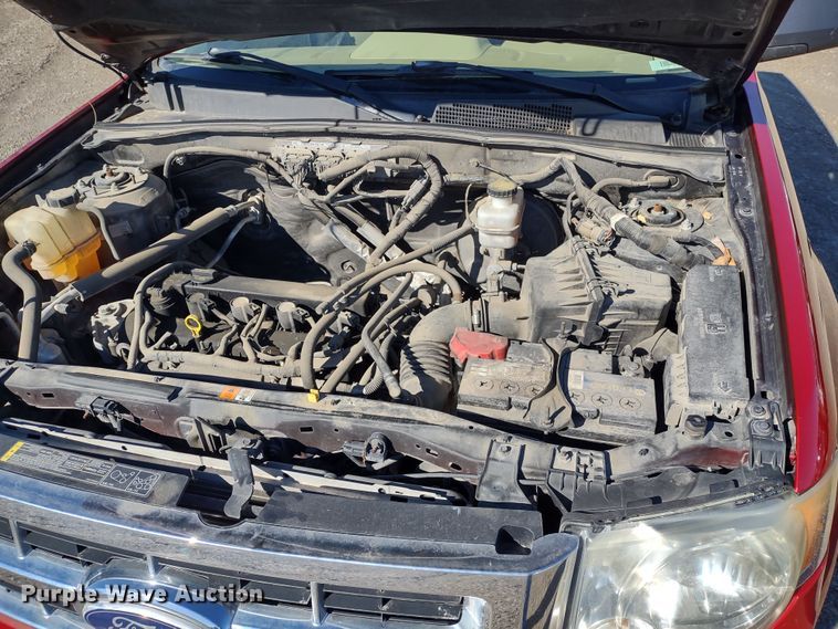 image for item MD9317 2010 Ford Escape XLT  SUV