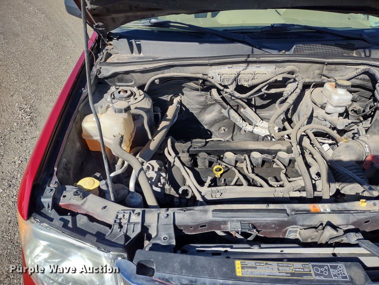 image for item MD9317 2010 Ford Escape XLT  SUV