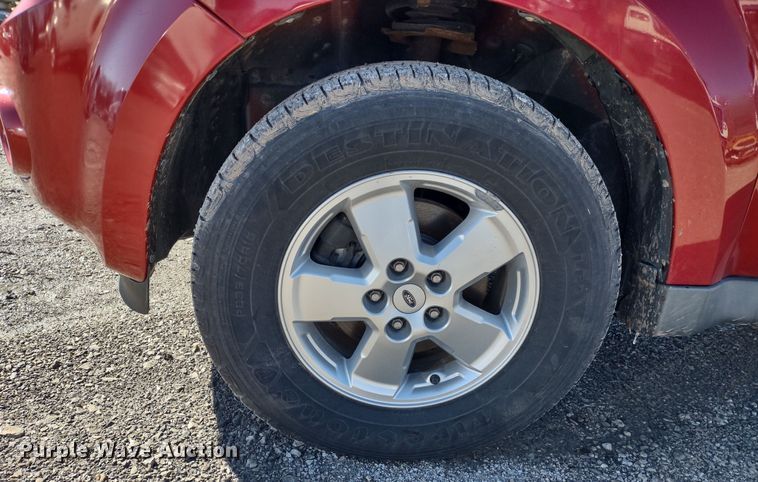 image for item MD9317 2010 Ford Escape XLT  SUV