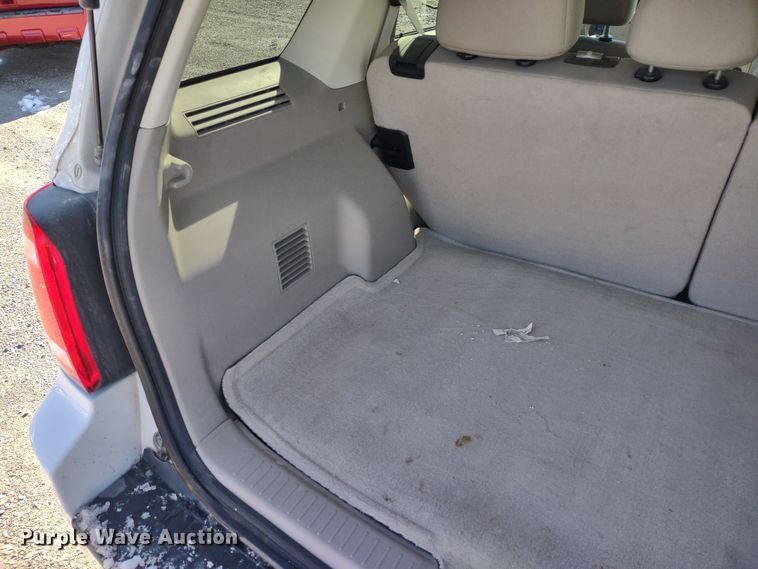 image for item MD9318 2010 Ford Escape Hybrid  SUV