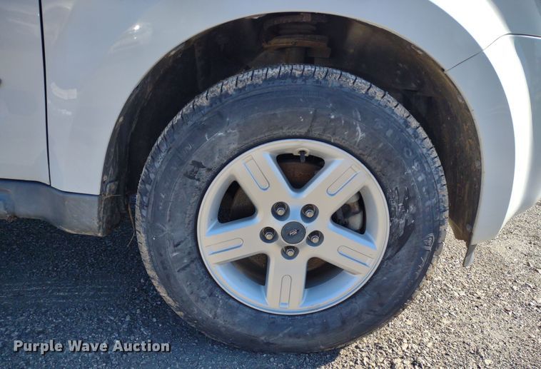 image for item MD9318 2010 Ford Escape Hybrid  SUV