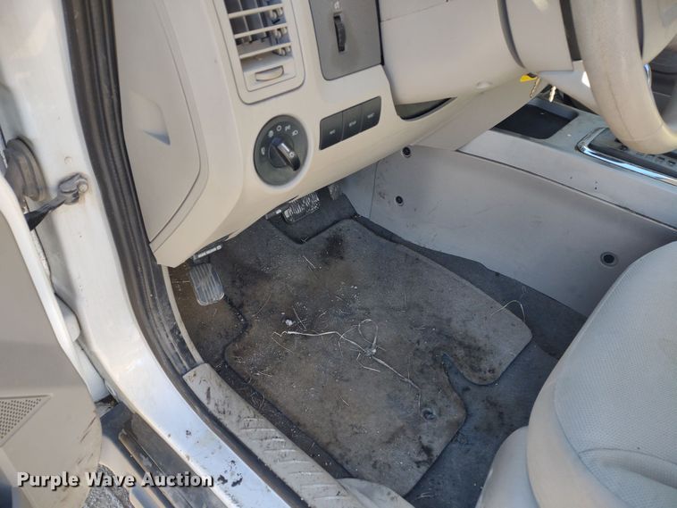 image for item MD9319 2008 Ford Escape Hybrid  SUV