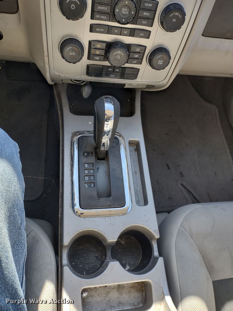 image for item MD9319 2008 Ford Escape Hybrid  SUV