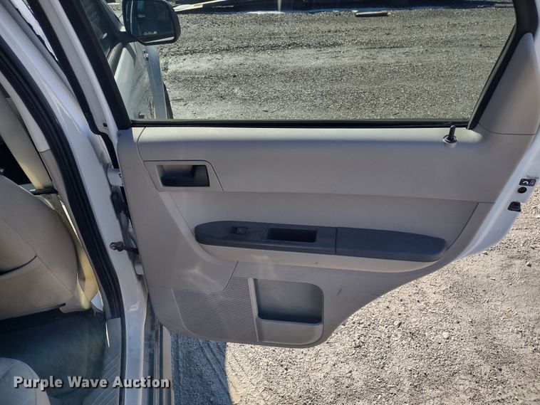 image for item MD9319 2008 Ford Escape Hybrid  SUV