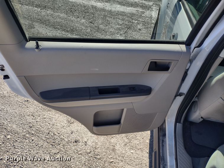 image for item MD9319 2008 Ford Escape Hybrid  SUV