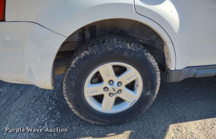 image for item MD9319 2008 Ford Escape Hybrid  SUV