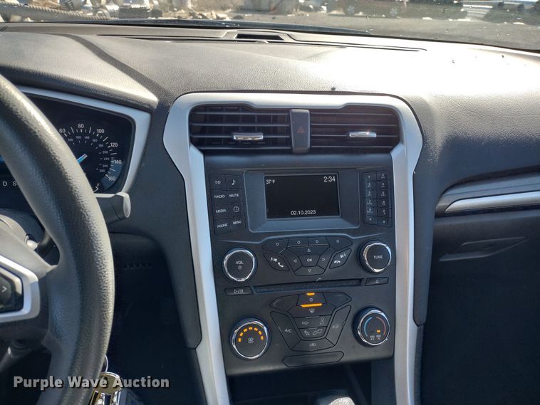 image for item MD9320 2014 Ford Fusion