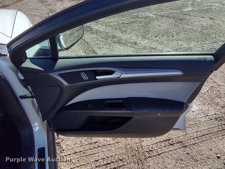 image for item MD9320 2014 Ford Fusion