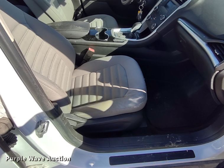 image for item MD9320 2014 Ford Fusion