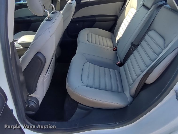 image for item MD9320 2014 Ford Fusion