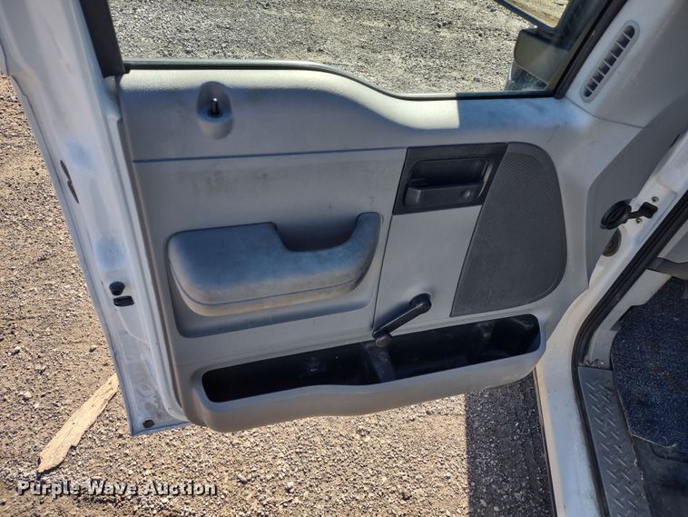 image for item MD9322 2008 Ford F150  pickup truck