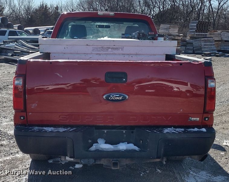 image for item MD9323 2011 Ford F250 Super Duty XL  pickup truck