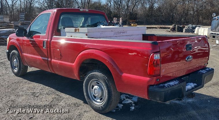 image for item MD9323 2011 Ford F250 Super Duty XL  pickup truck