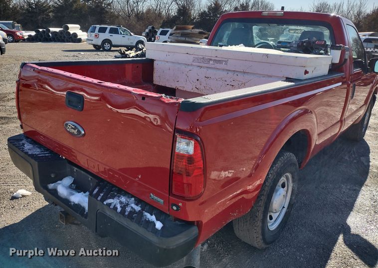 image for item MD9323 2011 Ford F250 Super Duty XL  pickup truck