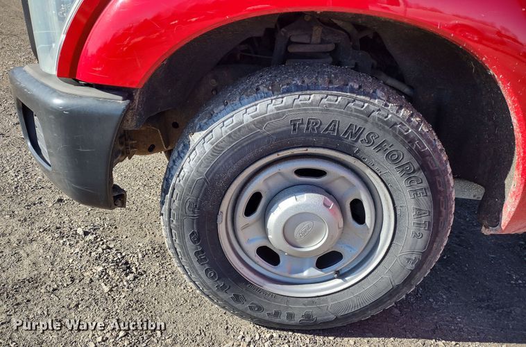 image for item MD9323 2011 Ford F250 Super Duty XL  pickup truck