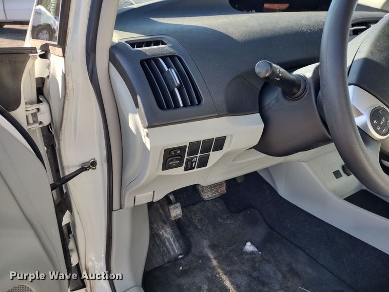 image for item MD9324 2012 Toyota Prius