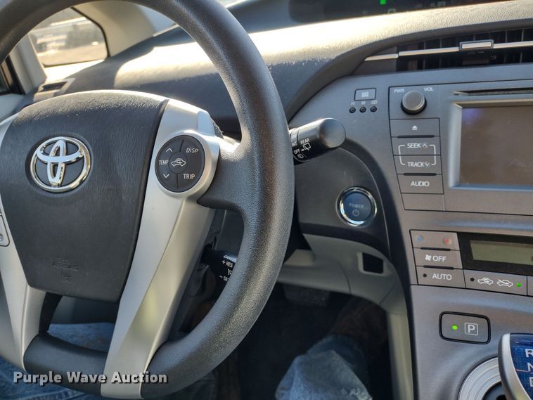 image for item MD9324 2012 Toyota Prius