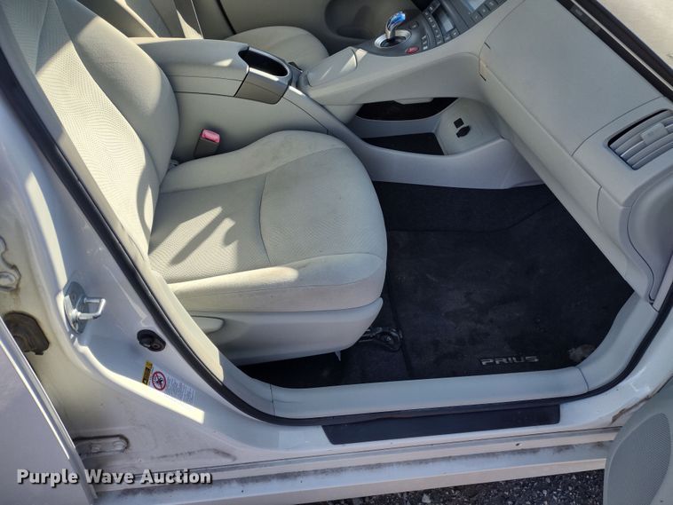 image for item MD9324 2012 Toyota Prius