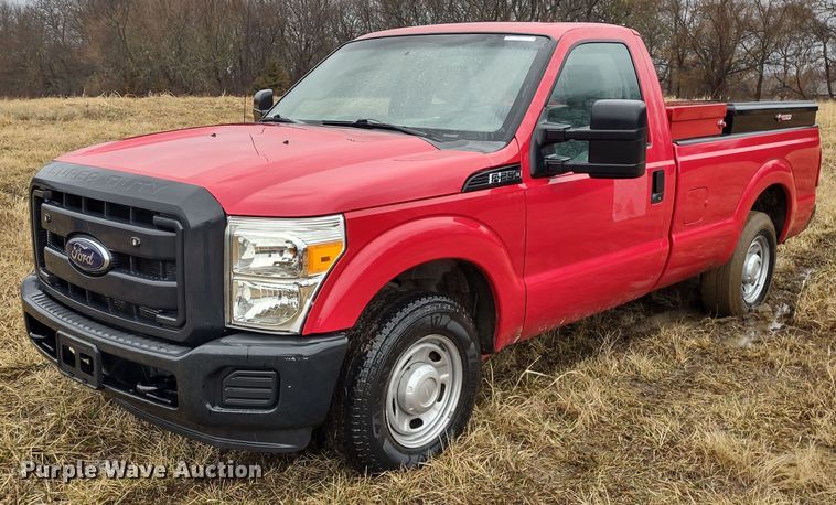 image for item MD9325 2012 Ford F250 Super Duty XL  pickup truck