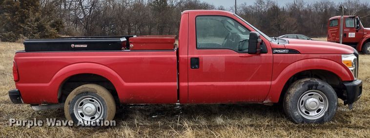 image for item MD9325 2012 Ford F250 Super Duty XL  pickup truck