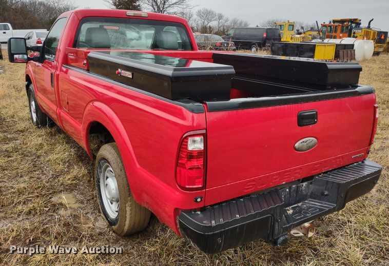 image for item MD9325 2012 Ford F250 Super Duty XL  pickup truck