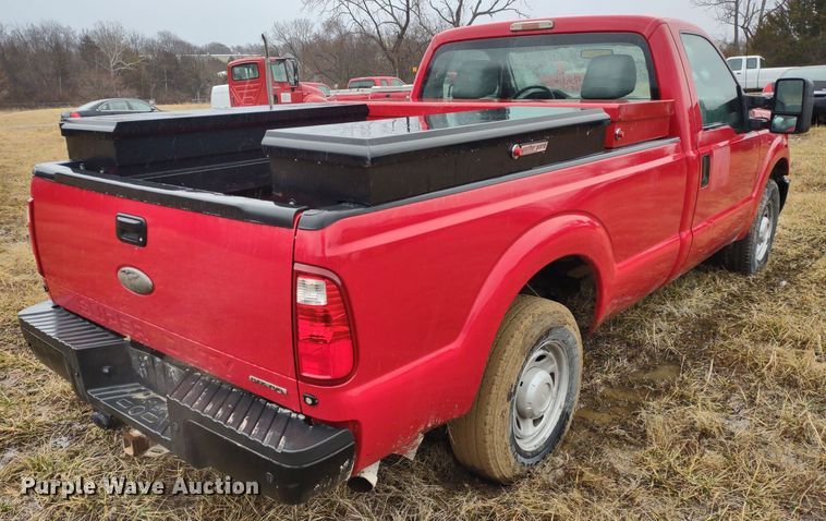 image for item MD9325 2012 Ford F250 Super Duty XL  pickup truck