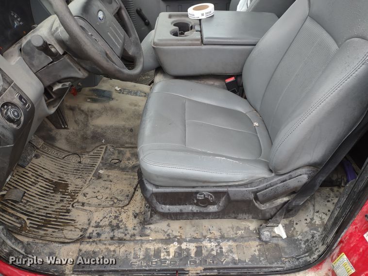 image for item MD9325 2012 Ford F250 Super Duty XL  pickup truck