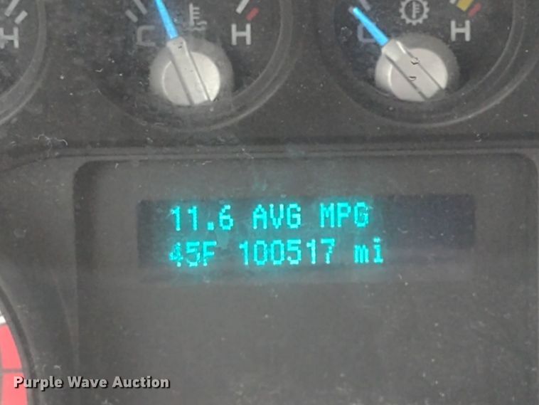 image for item MD9325 2012 Ford F250 Super Duty XL  pickup truck