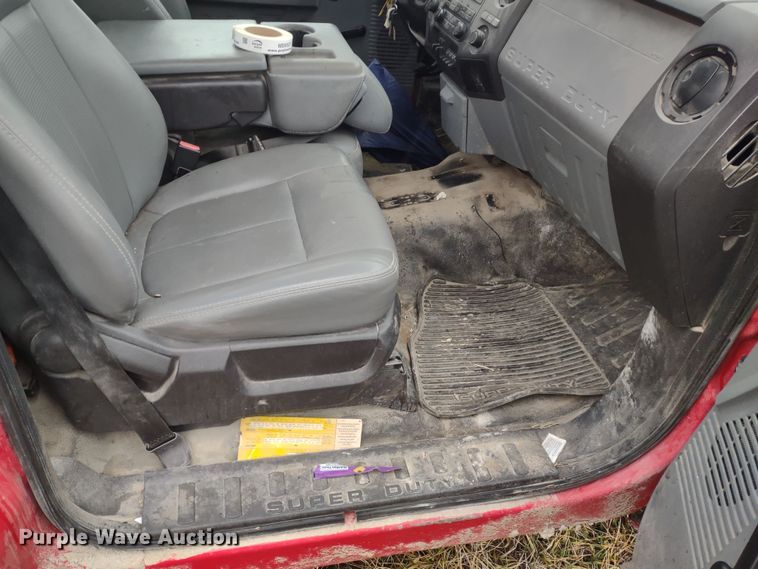 image for item MD9325 2012 Ford F250 Super Duty XL  pickup truck