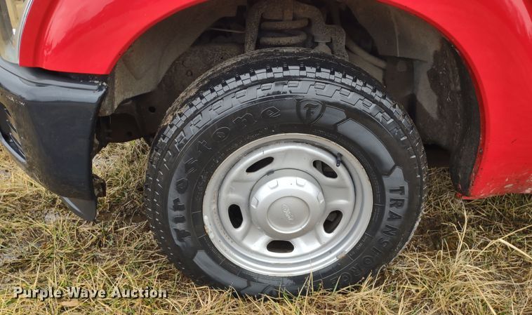 image for item MD9325 2012 Ford F250 Super Duty XL  pickup truck