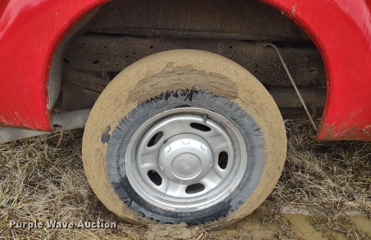 image for item MD9325 2012 Ford F250 Super Duty XL  pickup truck