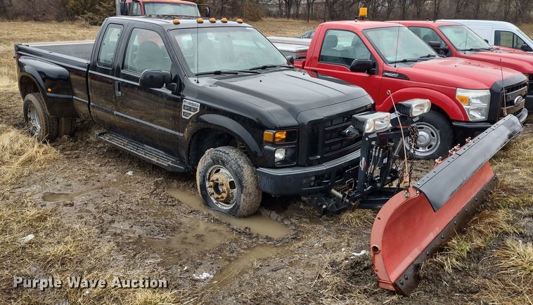 image for item MD9326 2008 Ford F350 Super Duty  pickup truck