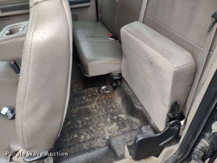 image for item MD9326 2008 Ford F350 Super Duty  pickup truck