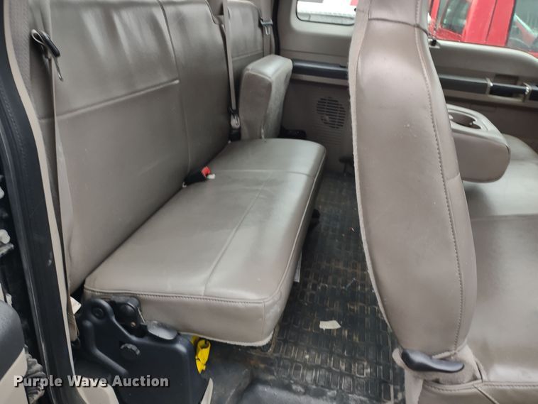 image for item MD9326 2008 Ford F350 Super Duty  pickup truck