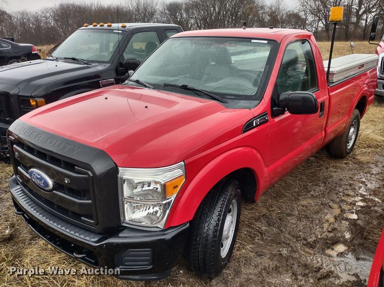 image for item MD9327 2011 Ford F250 Super Duty XL  pickup truck