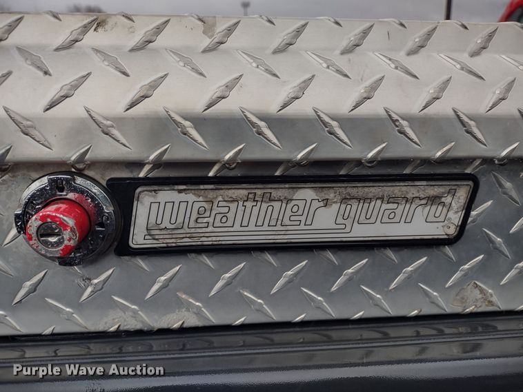 image for item MD9327 2011 Ford F250 Super Duty XL  pickup truck