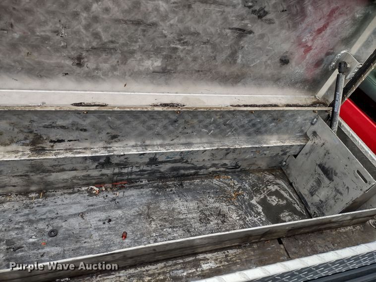 image for item MD9327 2011 Ford F250 Super Duty XL  pickup truck