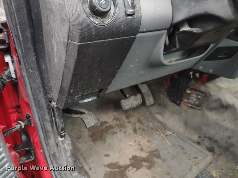 image for item MD9327 2011 Ford F250 Super Duty XL  pickup truck