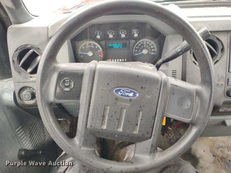 image for item MD9327 2011 Ford F250 Super Duty XL  pickup truck