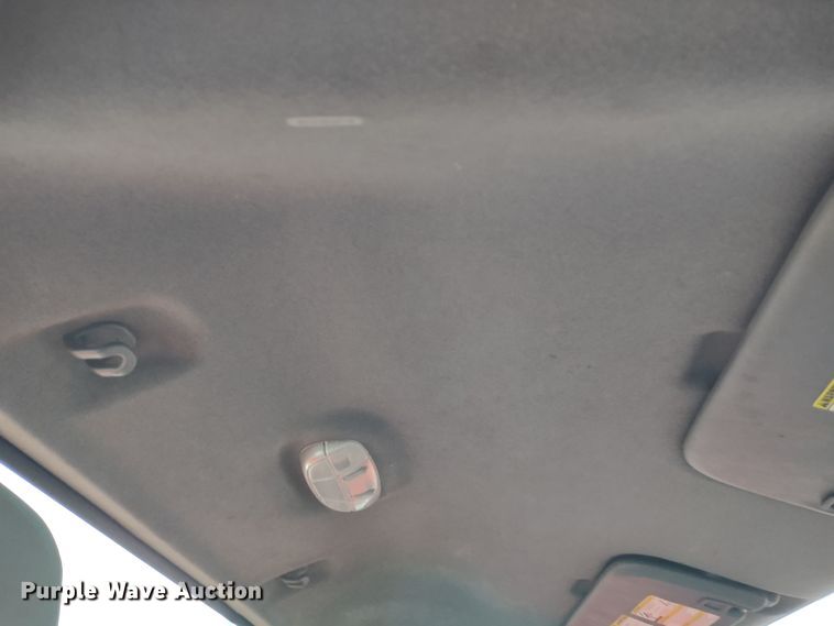 image for item MD9327 2011 Ford F250 Super Duty XL  pickup truck