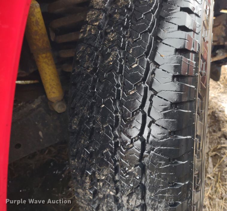 image for item MD9327 2011 Ford F250 Super Duty XL  pickup truck