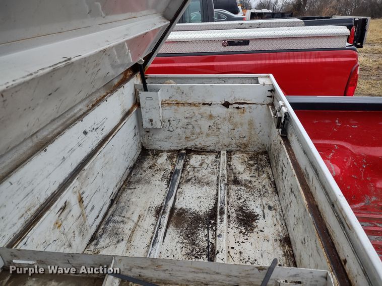 image for item MD9328 2009 Ford F250 Super Duty XL  SuperCab pickup truck