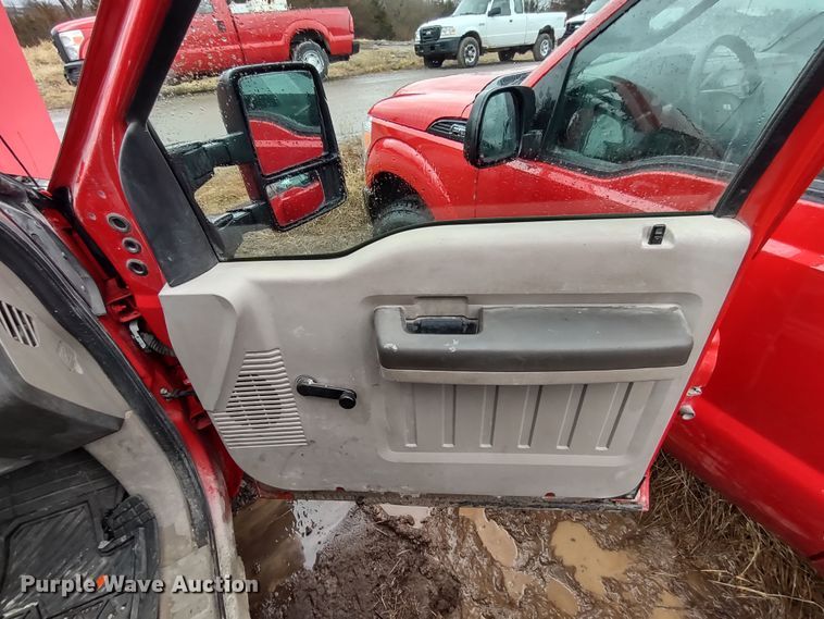 image for item MD9328 2009 Ford F250 Super Duty XL  SuperCab pickup truck