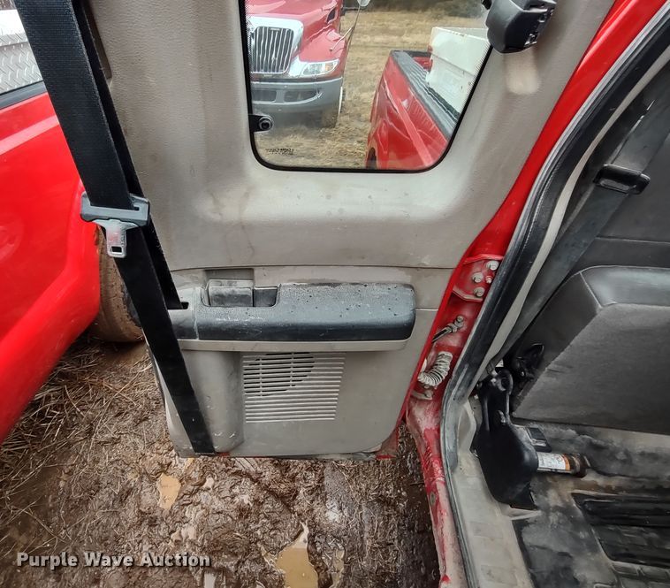 image for item MD9328 2009 Ford F250 Super Duty XL  SuperCab pickup truck