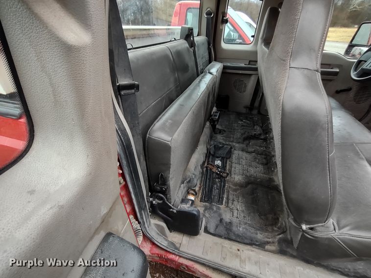 image for item MD9328 2009 Ford F250 Super Duty XL  SuperCab pickup truck