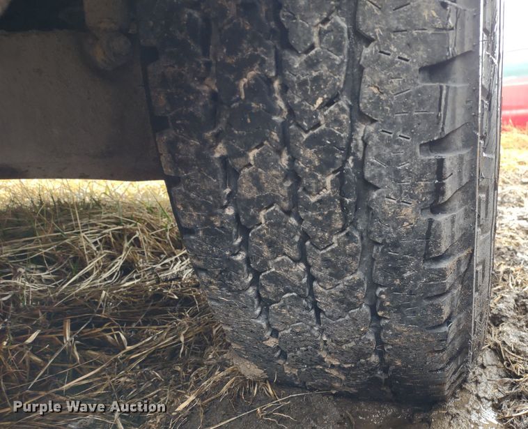 image for item MD9328 2009 Ford F250 Super Duty XL  SuperCab pickup truck