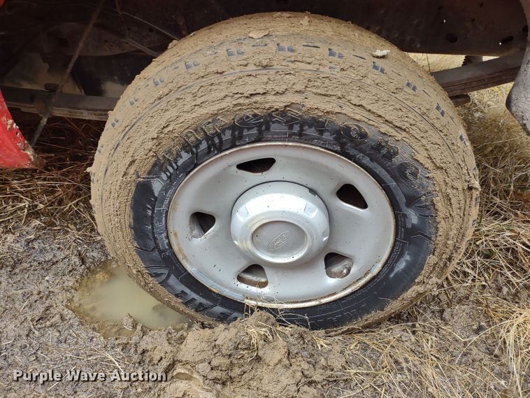 image for item MD9328 2009 Ford F250 Super Duty XL  SuperCab pickup truck