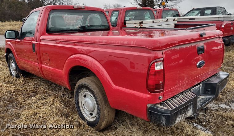 image for item MD9329 2011 Ford F250 Super Duty XL  pickup truck